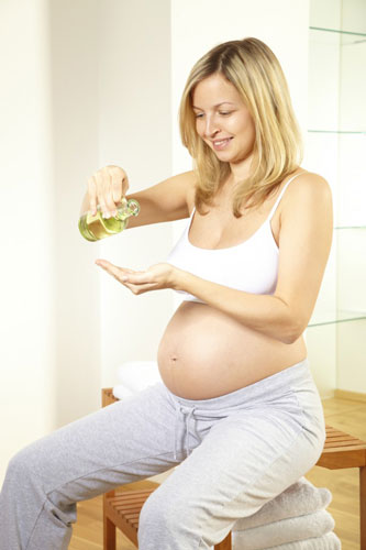 Tinh dầu giúp Bà bầu khỏe đẹp thời kỳ mang thai